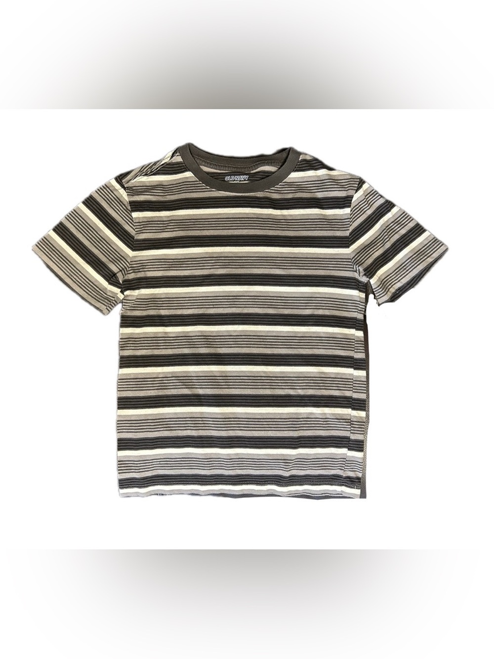 Old Navy Striped T-Shirt. Boys M 8.